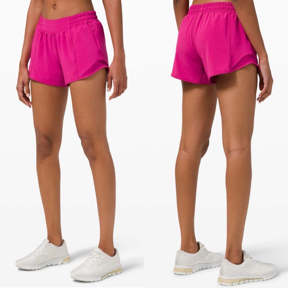 Lululemon Hotty Hot Short II *Long 4"
Ripened Raspberry size 8